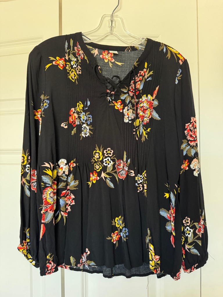 Old Navy Black Floral Lace-Up Peasant Top Size Small